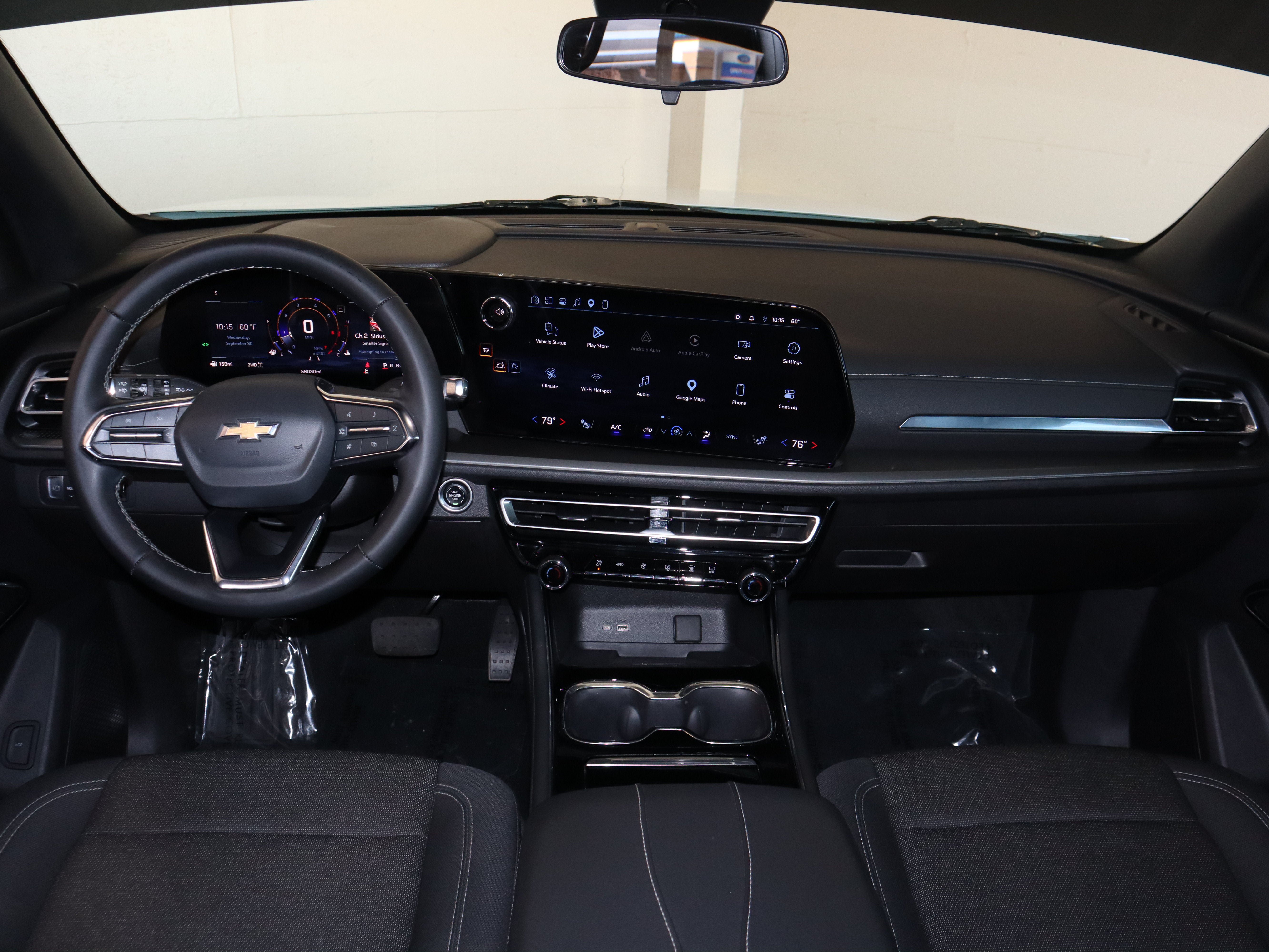 Used 2024 Chevrolet Traverse LT AWD/4WD image 25