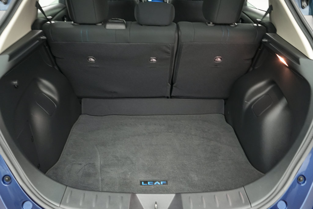 Used 2025 Nissan Leaf S FWD image 20