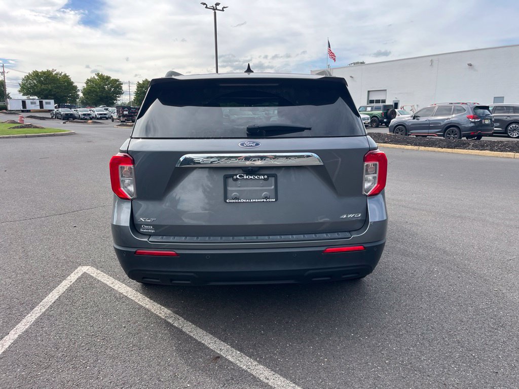 Certified 2023 Ford Explorer XLT AWD/4WD image 5