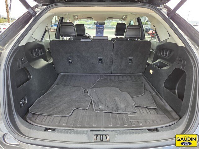 Certified 2020 Ford Edge SEL w/ Convenience Package FWD image 14