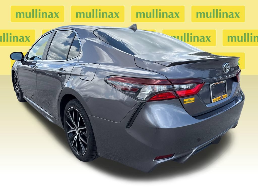 Used 2021 Toyota Camry SE FWD image 8