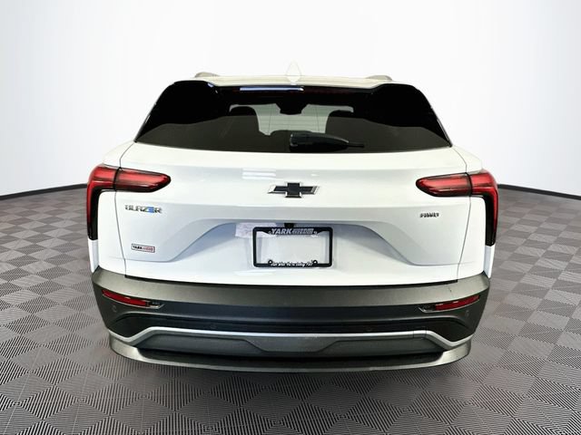 Used 2024 Chevrolet Blazer EV LT AWD/4WD image 11