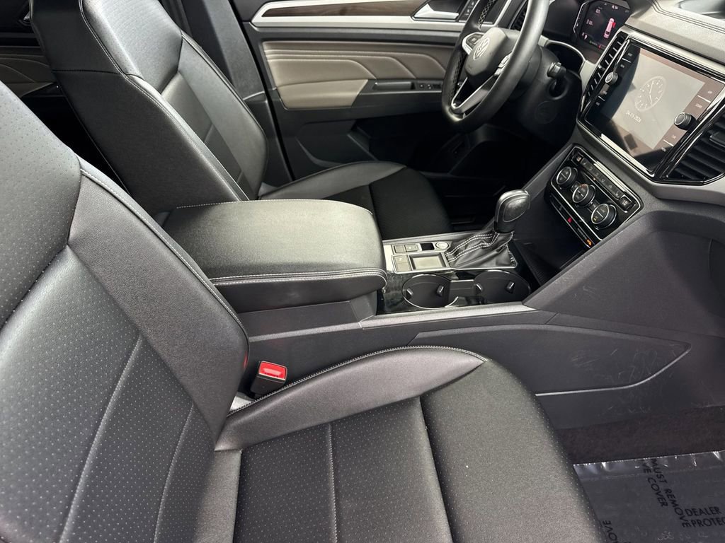 Used 2023 Volkswagen Atlas SE FWD image 16