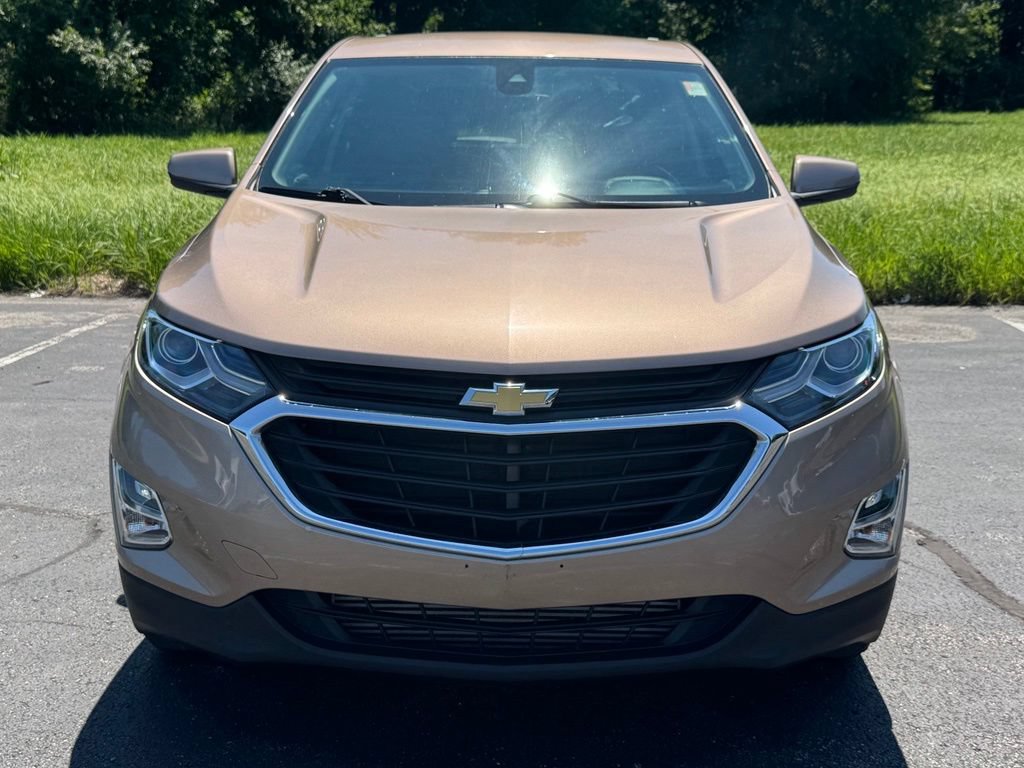 Used 2019 Chevrolet Equinox LT w/ Driver Convenience Package FWD image 3