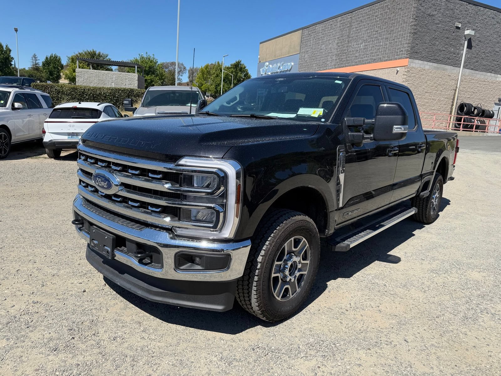 Certified 2025 Ford F250 Lariat AWD/4WD image 1