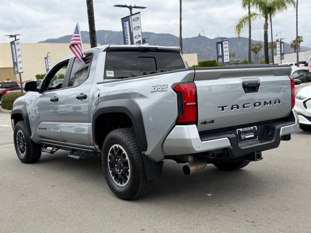 Used 2024 Toyota Tacoma TRD Off-Road w/ TRD Off Road Premium Package AWD/4WD image 8