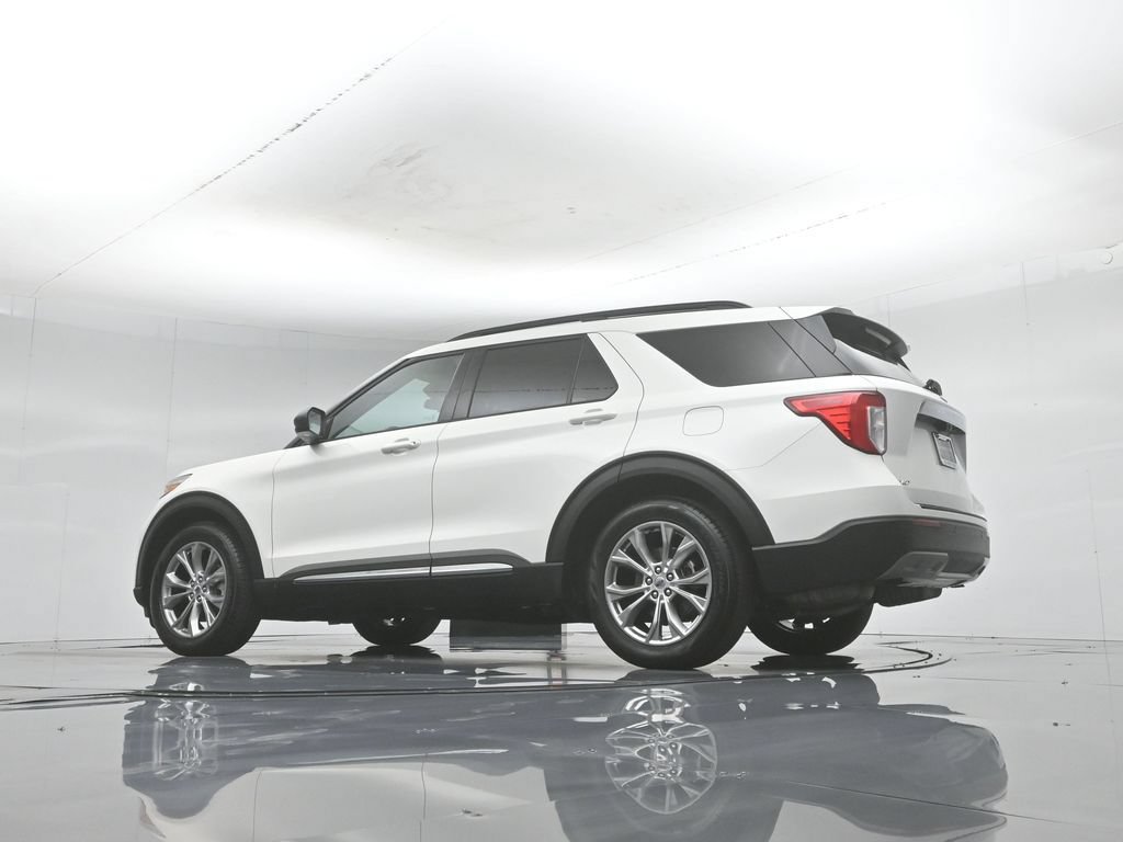 Certified 2021 Ford Explorer XLT w/ Equipment Group 202A RWD image 50