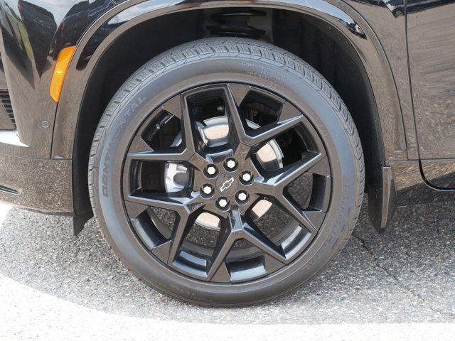 Used 2025 Chevrolet Traverse RS w/ LPO, Floor Liner Package AWD/4WD image 11