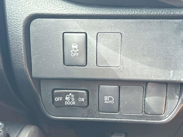 Used 2023 Toyota Tacoma SR5 RWD image 27