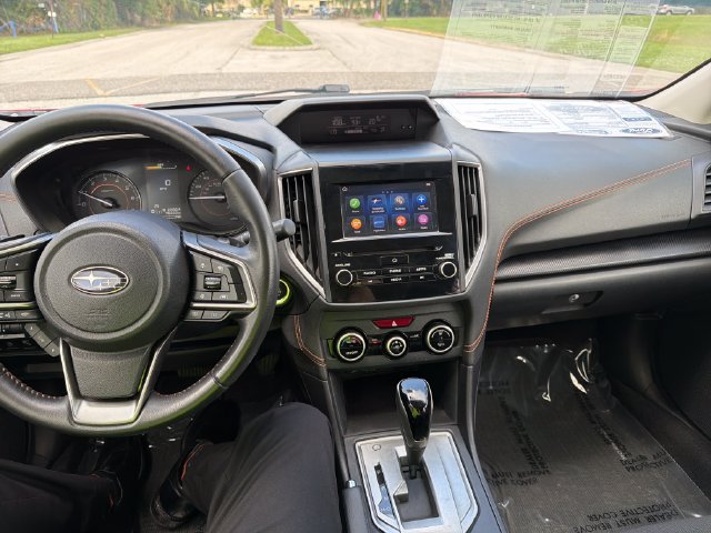 Used 2020 Subaru Crosstrek 2.0i Premium w/ Moonroof Package 1 AWD/4WD image 18