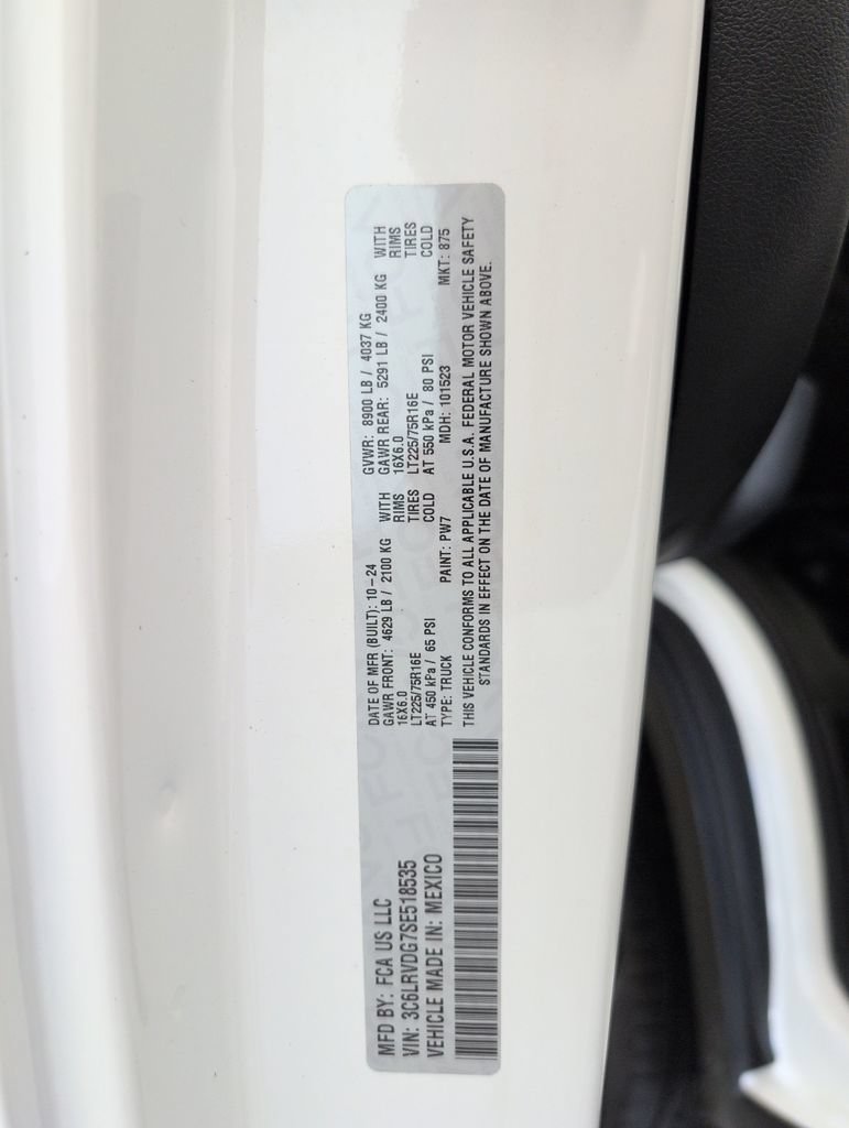 Used 2025 RAM ProMaster 2500 w/ Convenience Group FWD image 39