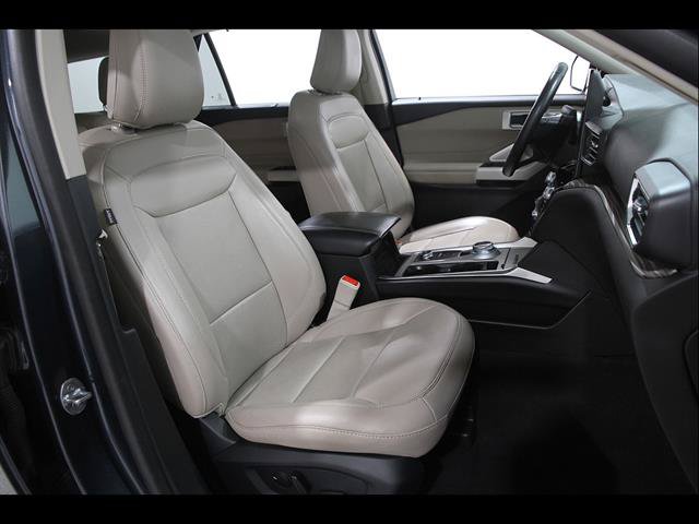 Certified 2023 Ford Explorer Limited w/ Hybrid Equipment Group 310A AWD/4WD image 19