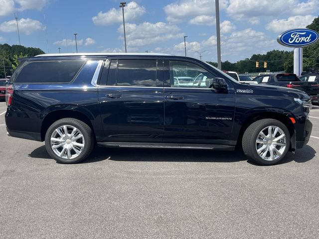 Used 2023 Chevrolet Suburban High Country AWD/4WD image 2