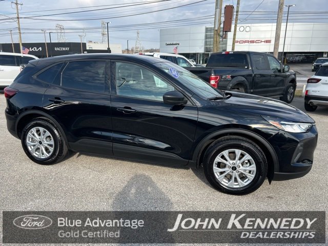 Certified 2025 Ford Escape Active w/ Cold Weather Package image 4