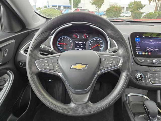 Used 2023 Chevrolet Malibu LT FWD image 13