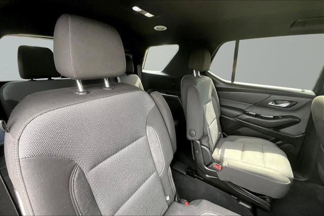 Used 2023 Chevrolet Traverse LT FWD image 27