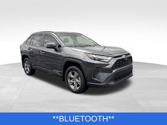 Used 2023 Toyota RAV4 XLE w/ Convenience Package image 8