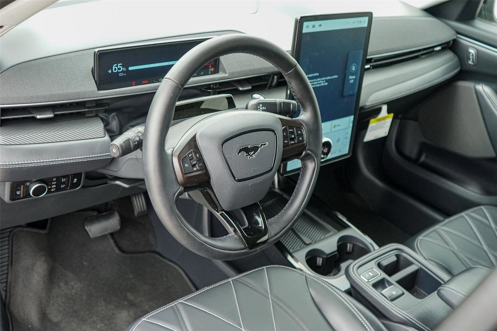 Certified 2025 Ford Mustang Mach-E Select image 9