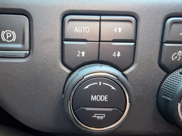 Used 2025 Chevrolet Silverado 1500 ZR2 w/ Technology Package AWD/4WD image 18