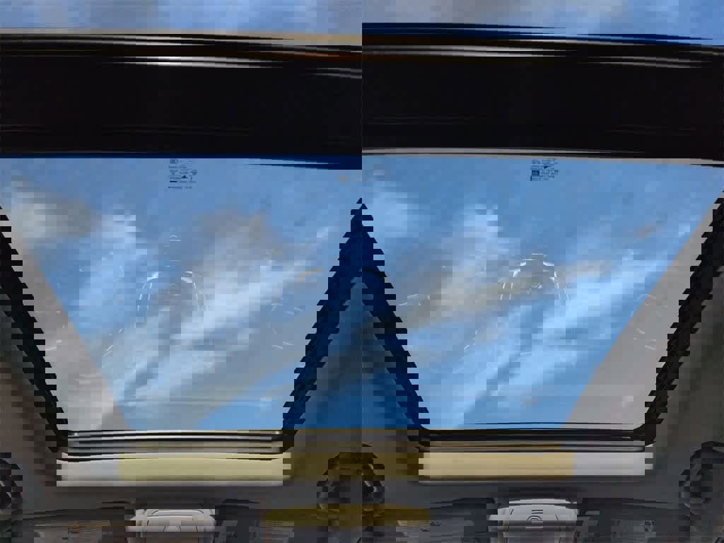 Used 2022 Chevrolet Equinox LT image 23