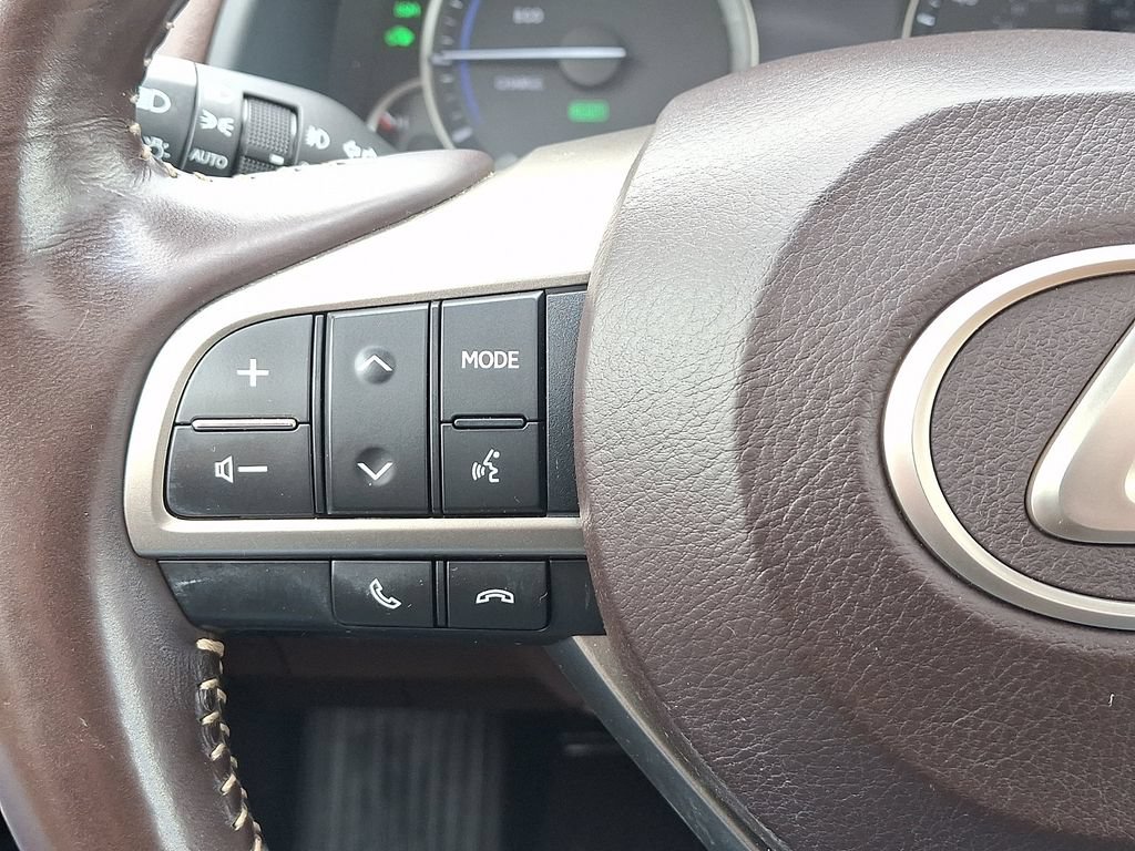Used 2018 Lexus RX 450hL Premium w/ Premium Package AWD/4WD image 22