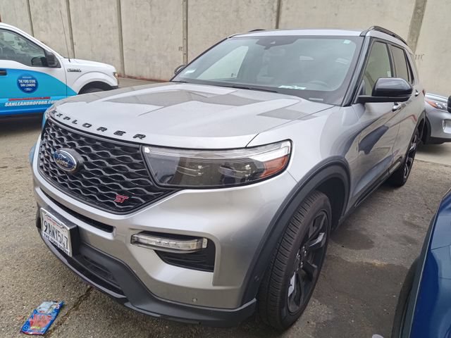 Certified 2020 Ford Explorer ST w/ ST Street Pack AWD/4WD image 2