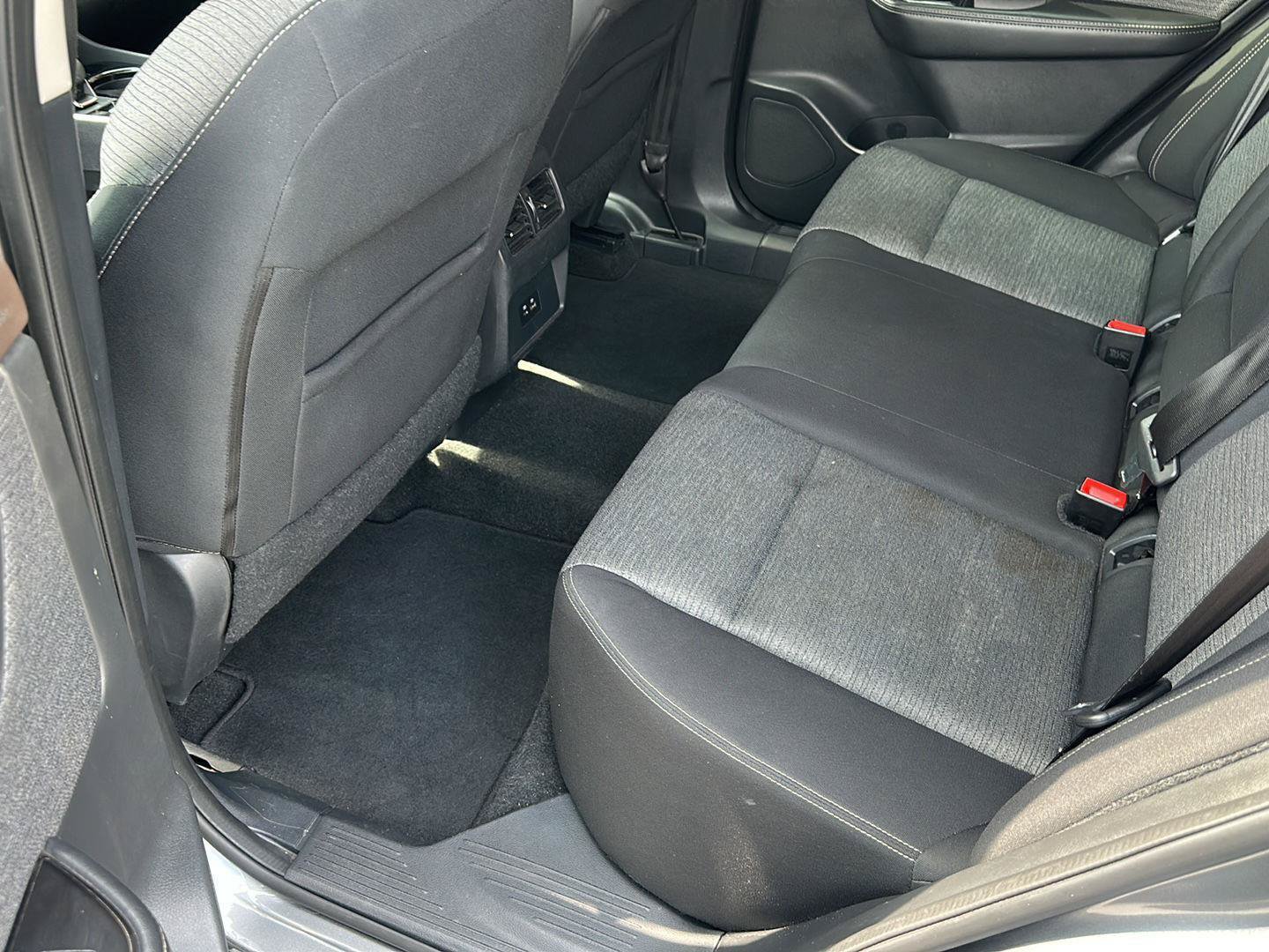 Used 2021 Nissan Rogue SV AWD/4WD image 22
