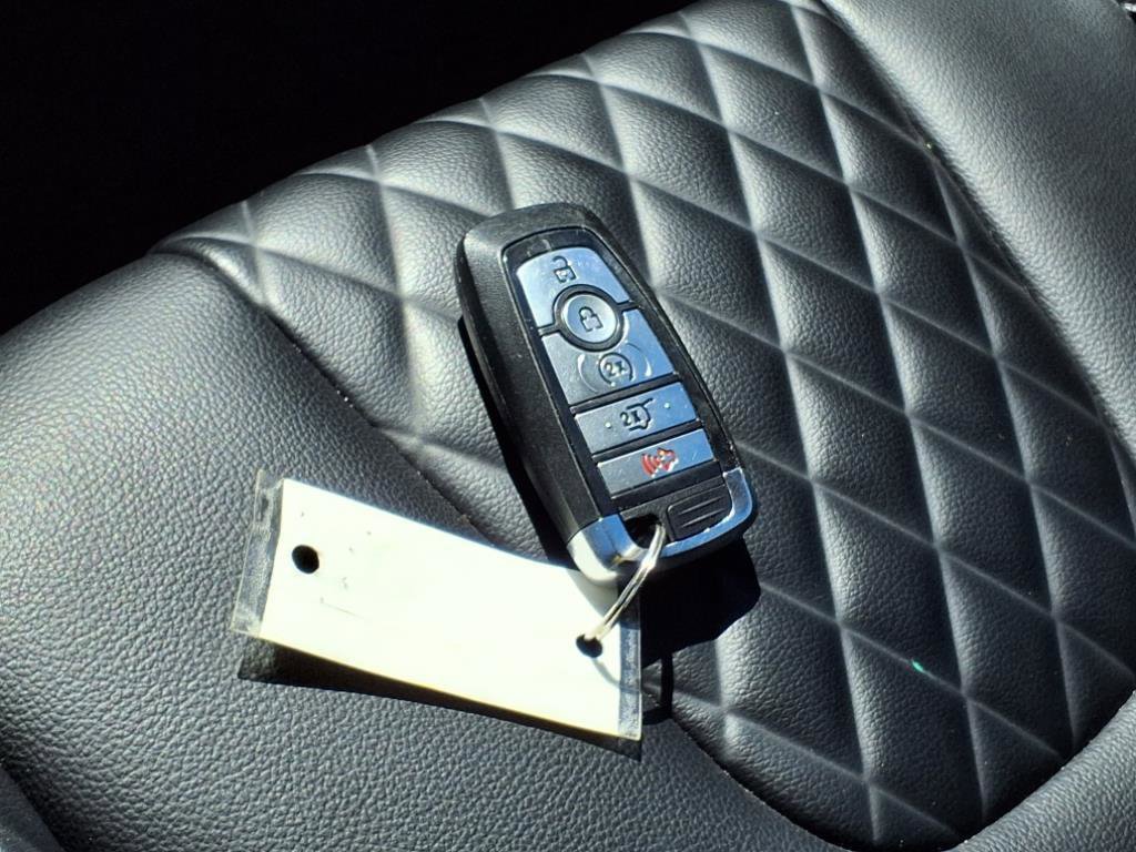 Certified 2024 Ford Edge Titanium image 23