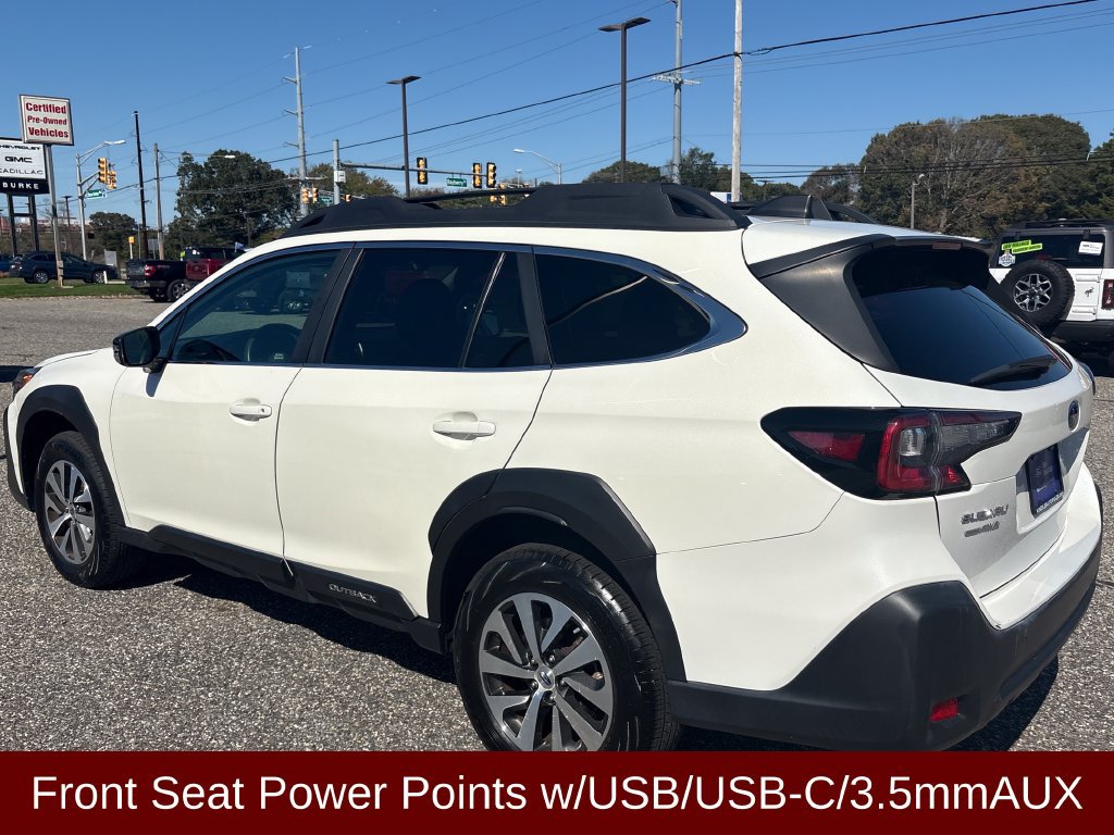 Used 2024 Subaru Outback Premium AWD/4WD image 22
