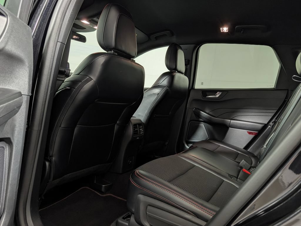 Certified 2023 Ford Escape ST-Line FWD image 13