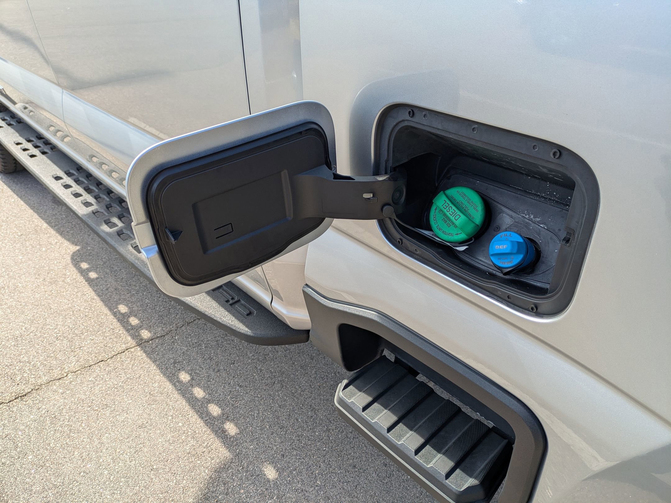 Certified 2024 Ford F350 Lariat w/ Chrome Package image 35