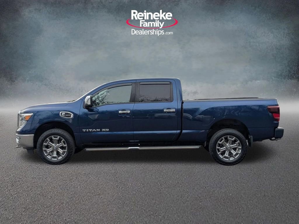 Used 2018 Nissan Titan SL w/ Chrome Package image 2