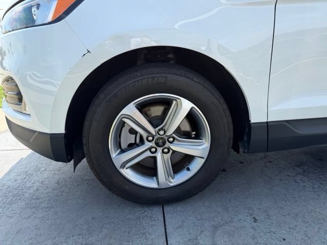 Certified 2023 Ford Edge SEL w/ Convenience Package AWD/4WD image 4