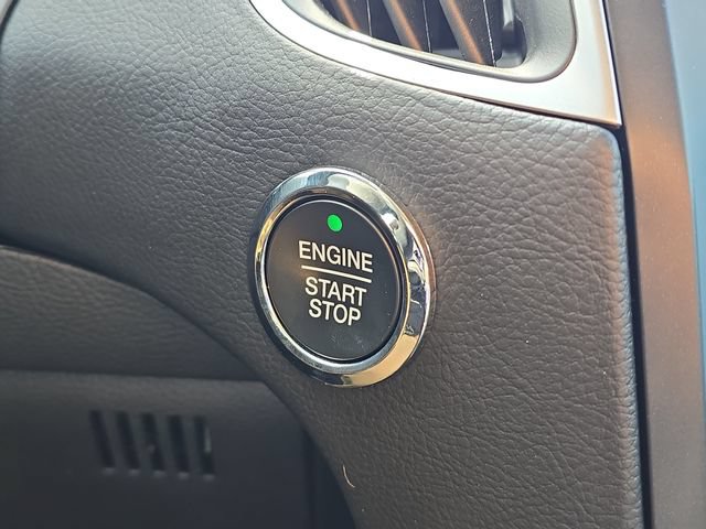 Certified 2024 Ford Edge SEL w/ Convenience Package AWD/4WD image 16