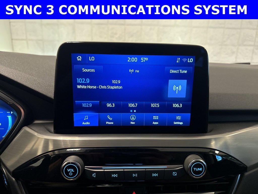 Certified 2022 Ford Escape Titanium image 10