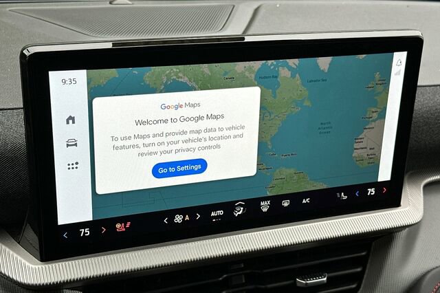 Certified 2025 Ford Explorer ST-Line w/ ST-Line Street Pack image 17