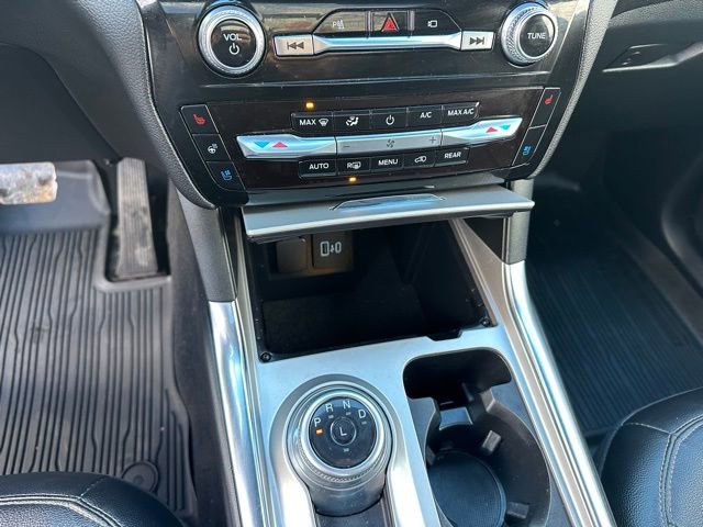 Certified 2023 Ford Explorer Limited AWD/4WD image 24