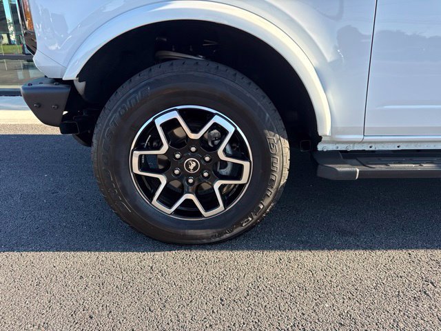 Certified 2024 Ford Bronco Outer Banks AWD/4WD image 8