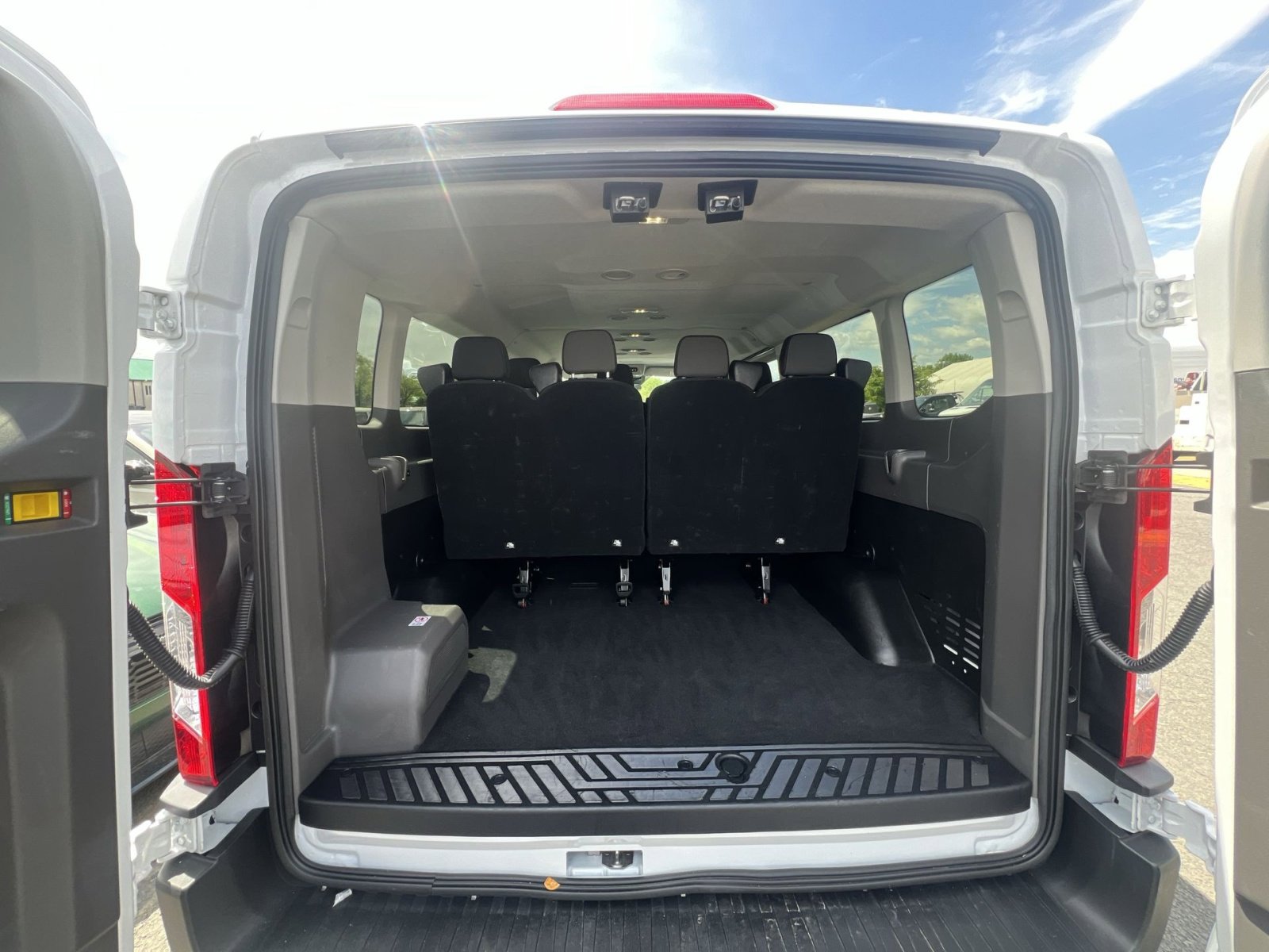 Certified 2025 Ford Transit 350 XLT RWD image 34