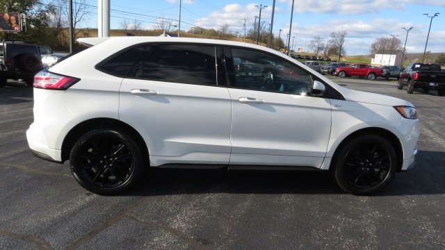 Certified 2022 Ford Edge ST-Line image 6