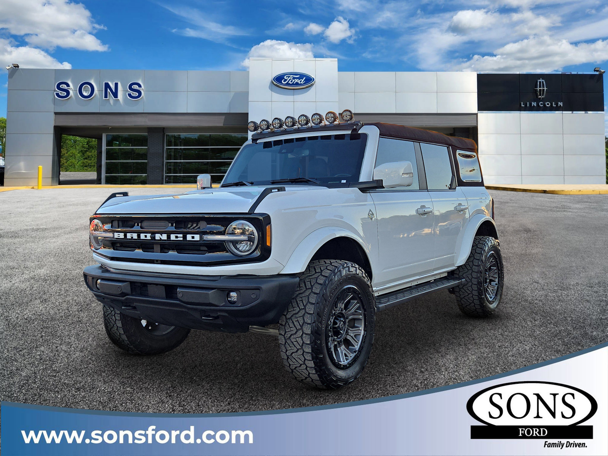 Certified 2023 Ford Bronco Outer Banks image 9