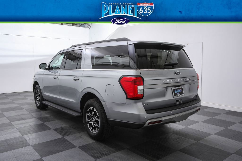 Certified 2024 Ford Expedition Max XLT image 2