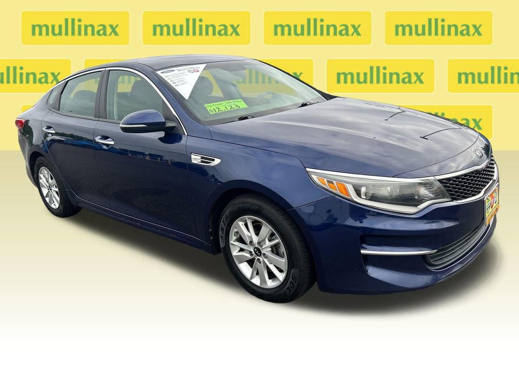 Used 2018 Kia Optima LX FWD image 1