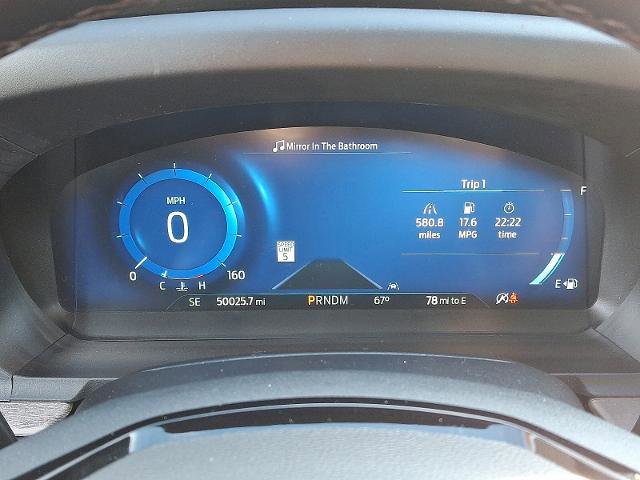 Certified 2021 Ford Explorer Platinum w/ Equipment Group 601A image 22