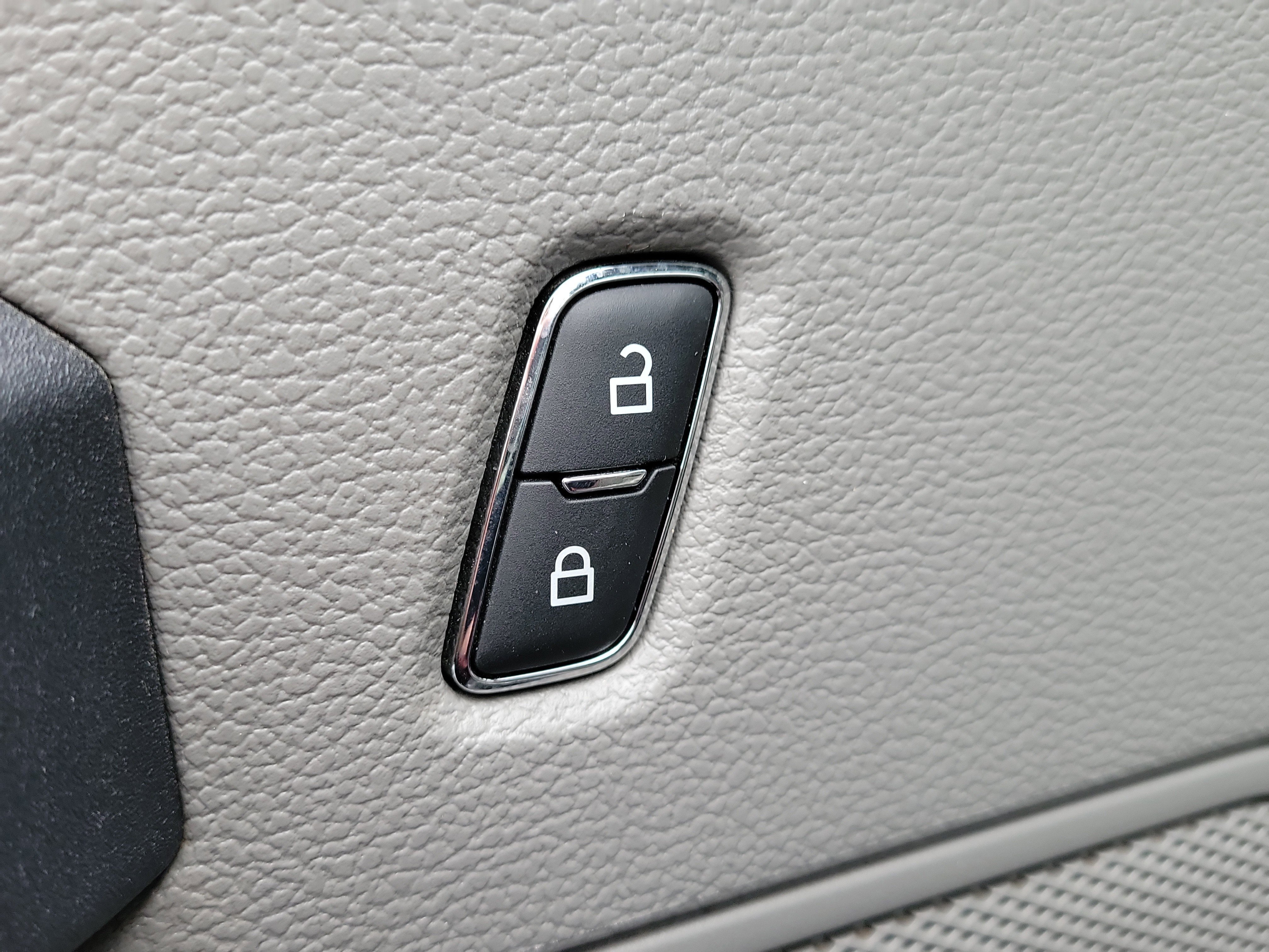 Certified 2020 Ford F150 XL w/ Equipment Group 101A Mid image 10