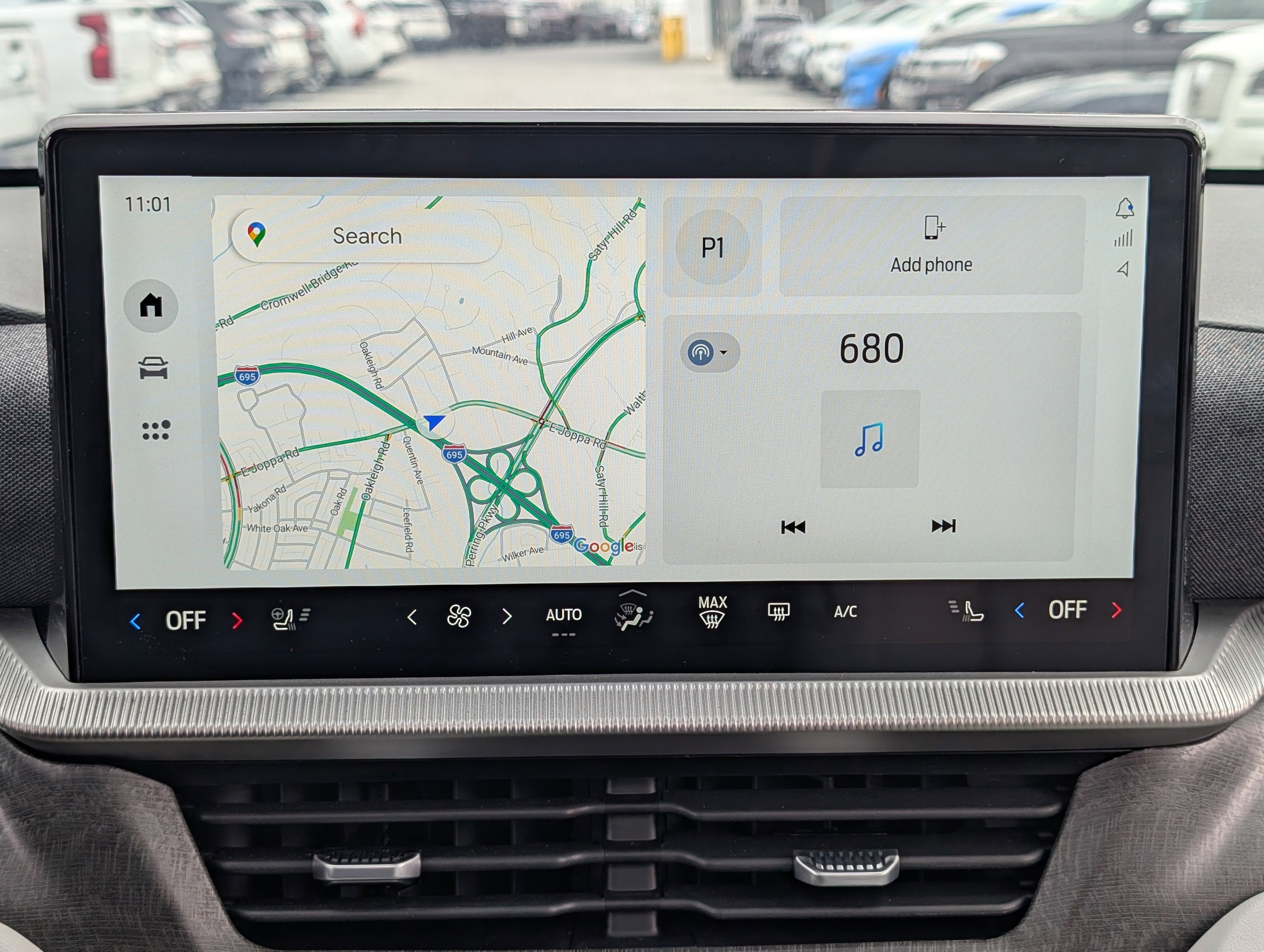 Certified 2025 Ford Explorer Platinum w/ Ultimate Package image 32