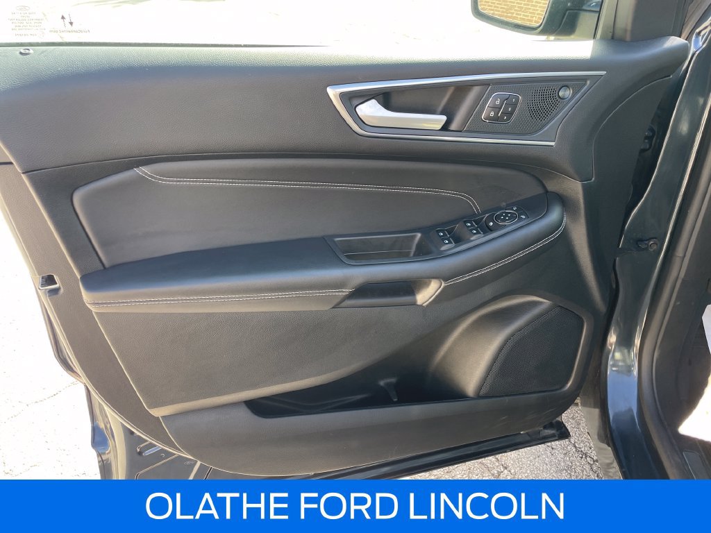 Certified 2024 Ford Edge Titanium w/ Equipment Group 301A AWD/4WD image 14