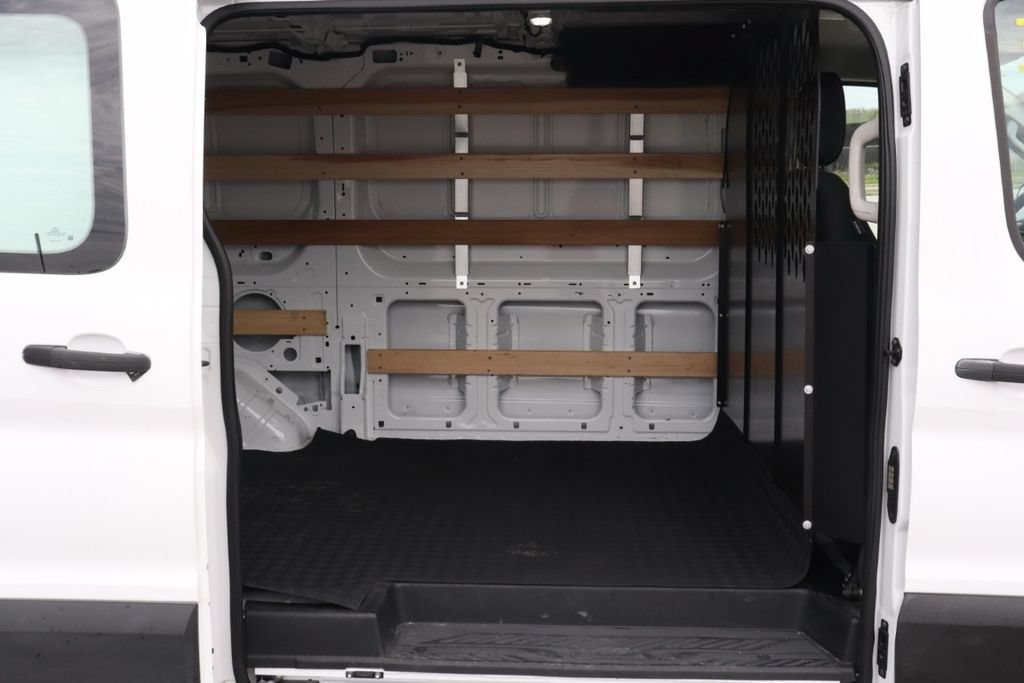Certified 2025 Ford Transit 250 Low Roof w/ Exterior Upgrade Package RWD image 22