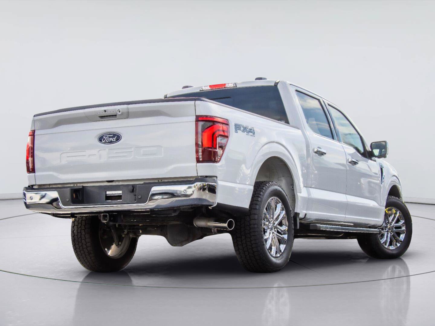 Certified 2025 Ford F150 Lariat w/ Equipment Group 501A Mid AWD/4WD image 4
