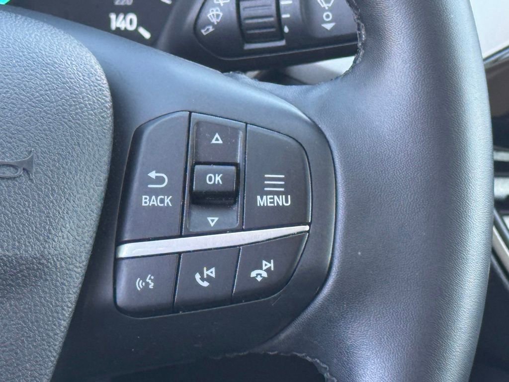 Certified 2022 Ford Escape SE w/ SE Sport Appearance Package image 24